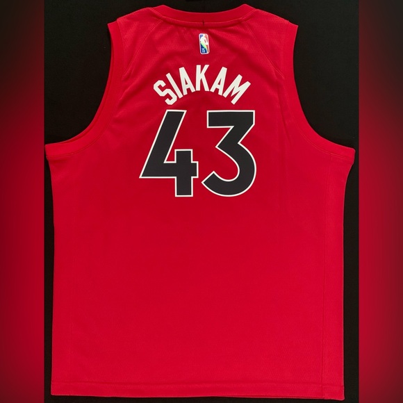 NWT Nike Pascal Siakam Toronto Raptors 43 Red Icon Swingman Jersey Youth XL 75th - Picture 7 of 9